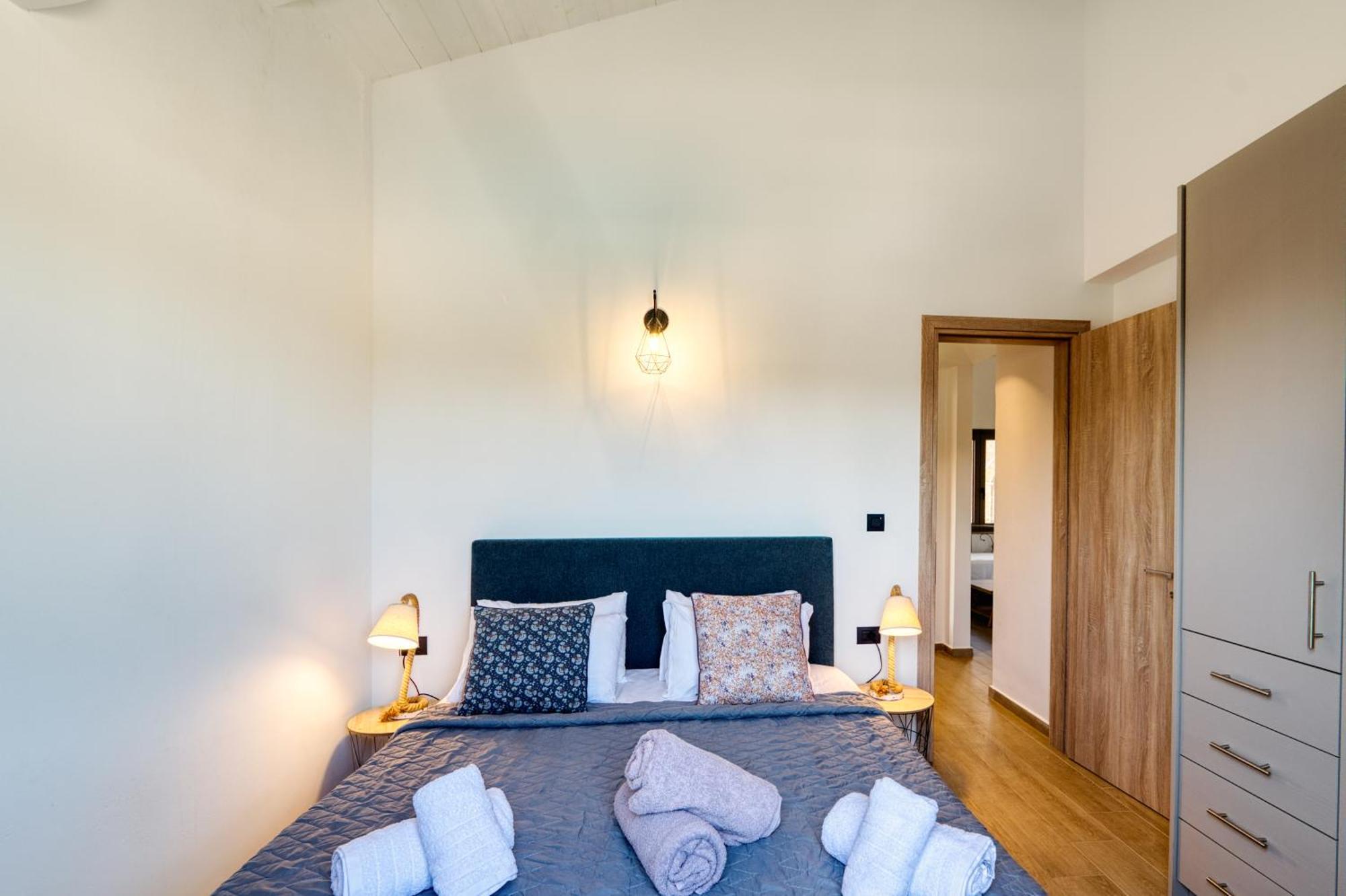 Astarte Villas - Astra Private Villas With Pool Vasilikí エクステリア 写真