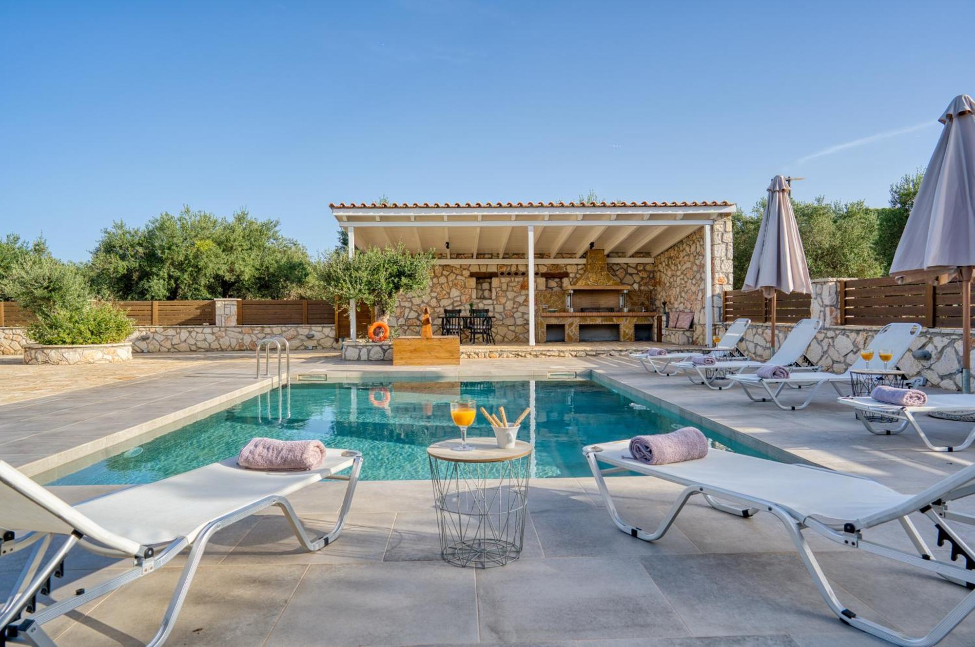 Astarte Villas - Astra Private Villas With Pool Vasilikí エクステリア 写真