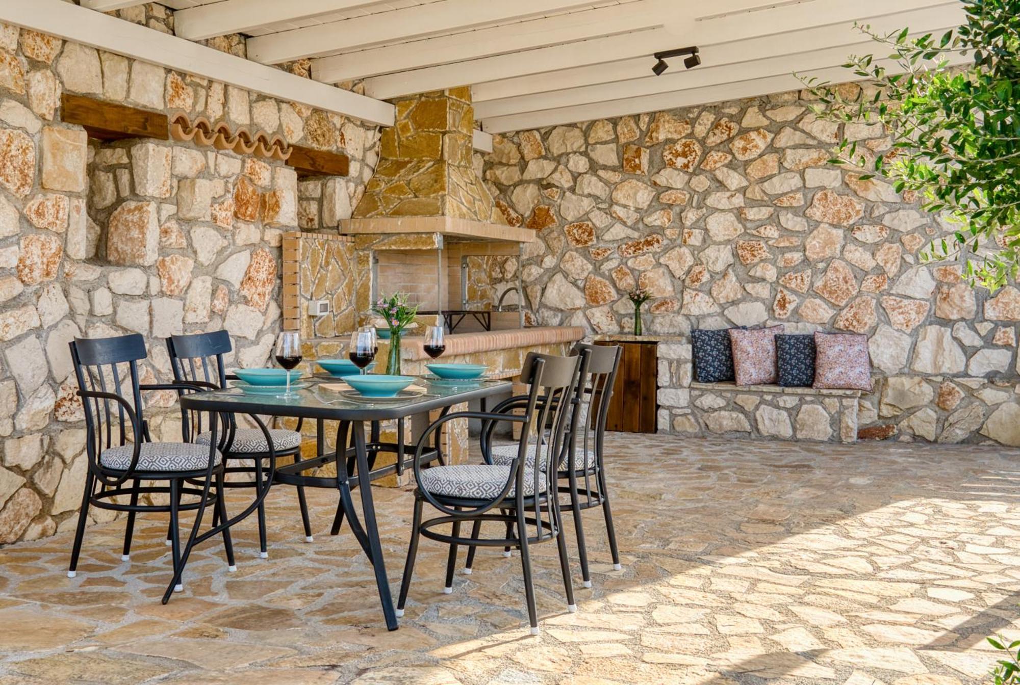Astarte Villas - Astra Private Villas With Pool Vasilikí エクステリア 写真