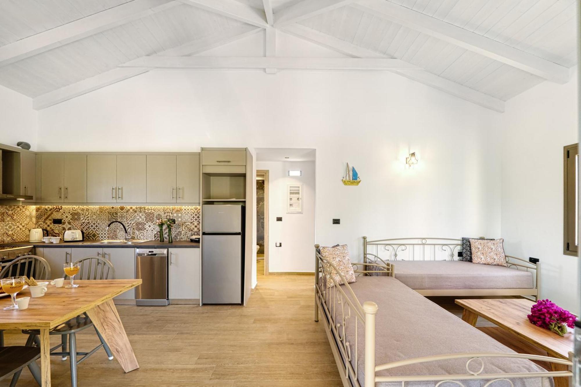 Astarte Villas - Astra Private Villas With Pool Vasilikí エクステリア 写真