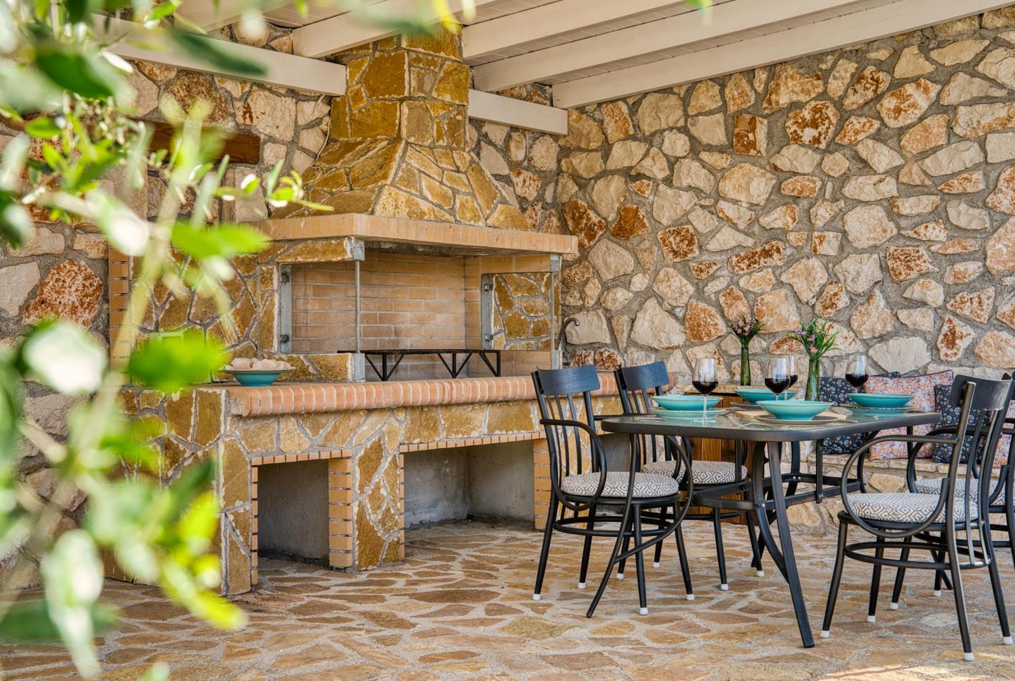 Astarte Villas - Astra Private Villas With Pool Vasilikí エクステリア 写真